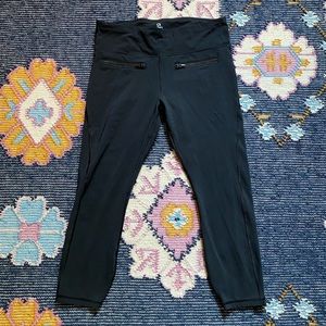 GapFit L Sculpt Compression Cropped Leggings